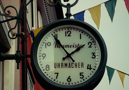 800px-Uhr_Stockach_Fotor